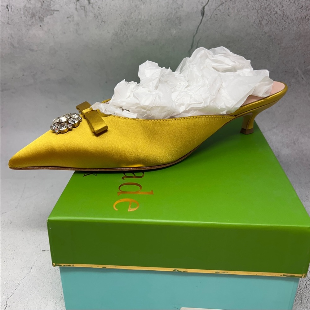 Kate Spade New Darlene Slides in Roasted Maize. - Picture 3 of 9